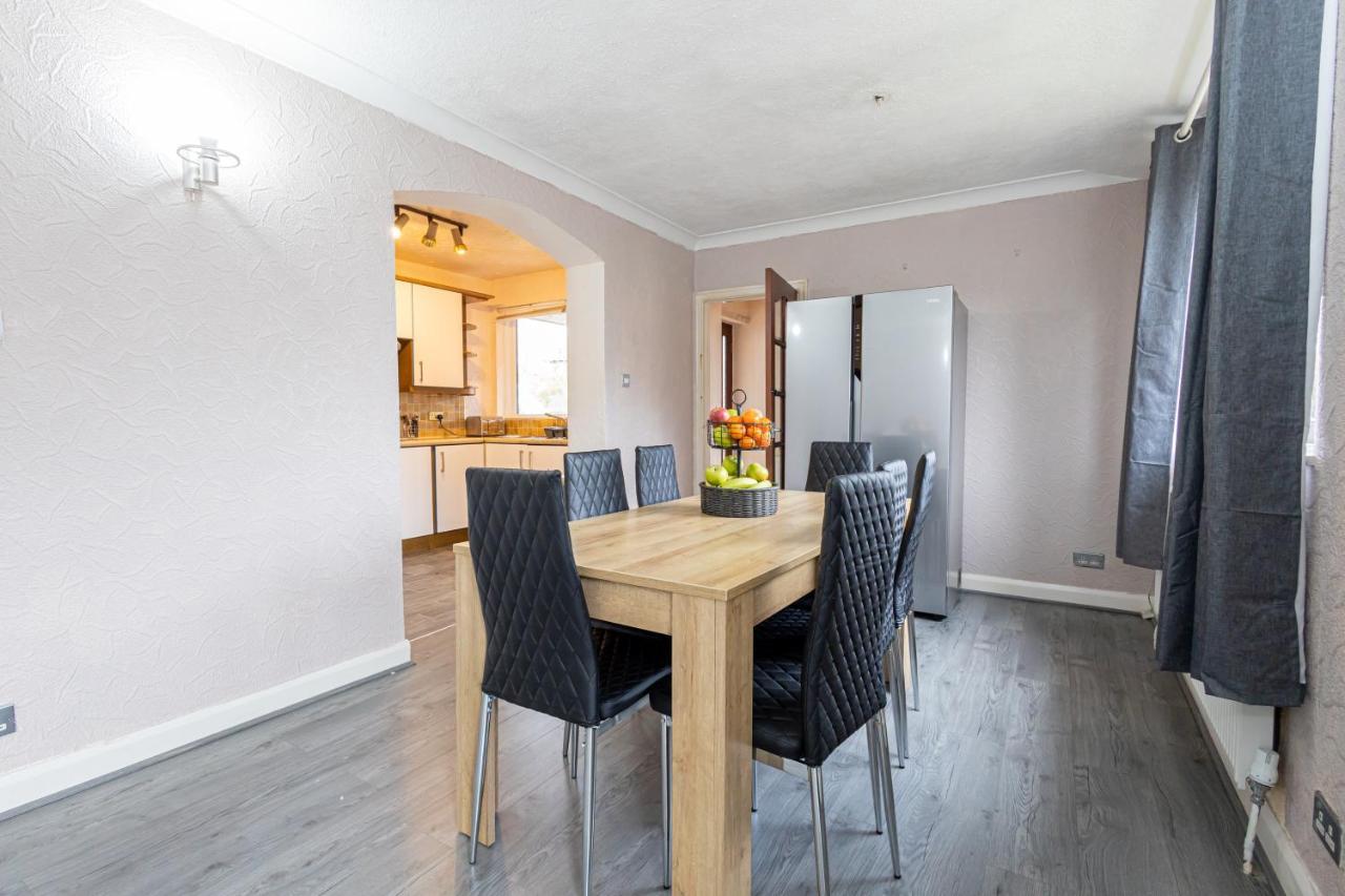 M9 Guest House Манчестер Экстерьер фото