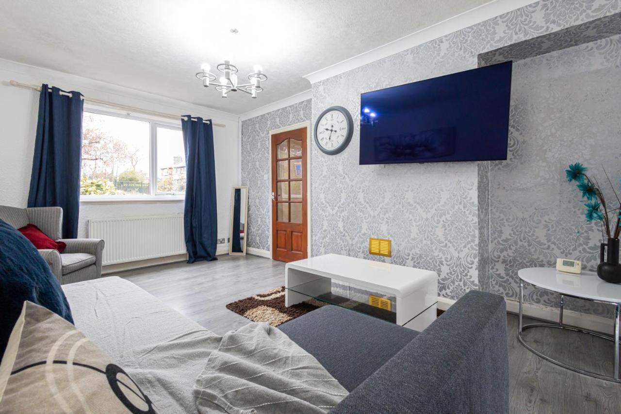 M9 Guest House Манчестер Экстерьер фото
